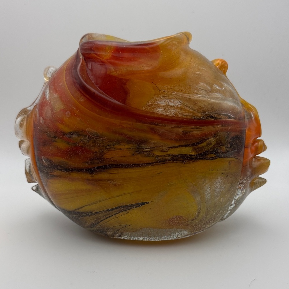 Vintage glass vase - fish motif 🐟